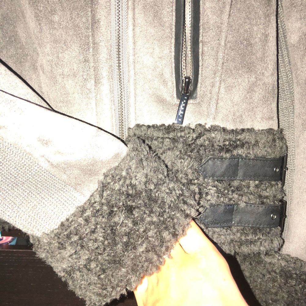 Winter Jacket - Picture 4 of 6